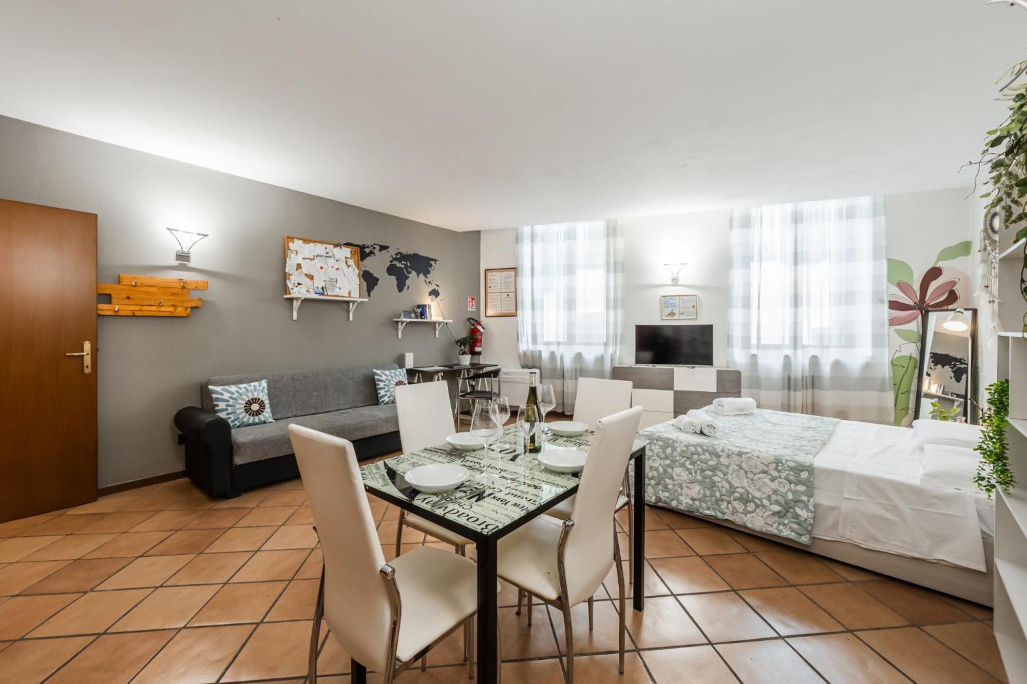 Riverwalk Al Castello Indipendent Apartments Verona Exterior photo